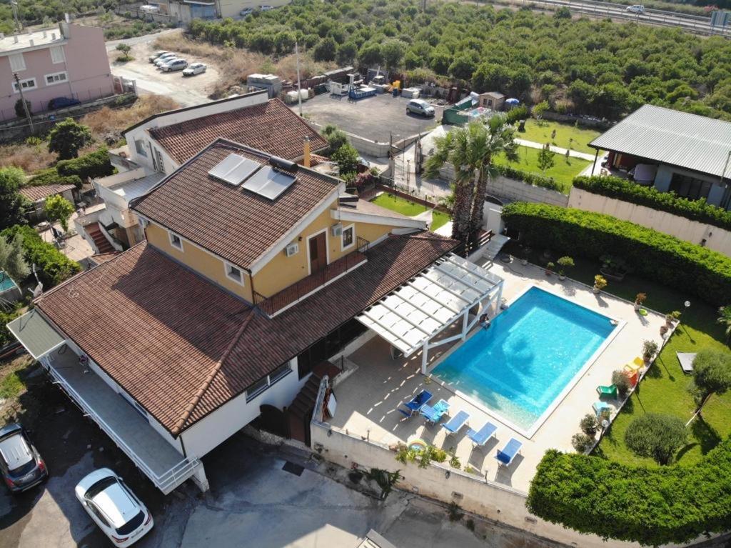 B&B Vittoria House Carlentini Kültér fotó